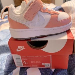 NIKE GIRLS INFANT SNEAKER